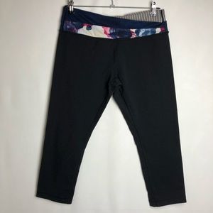 Lululemon cropped black leggings size 10